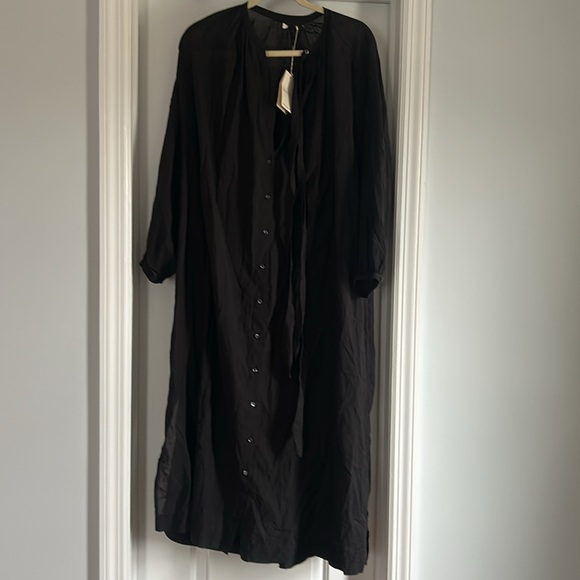 Doen Joan Black Maxi Dress - Picture 2 of 7